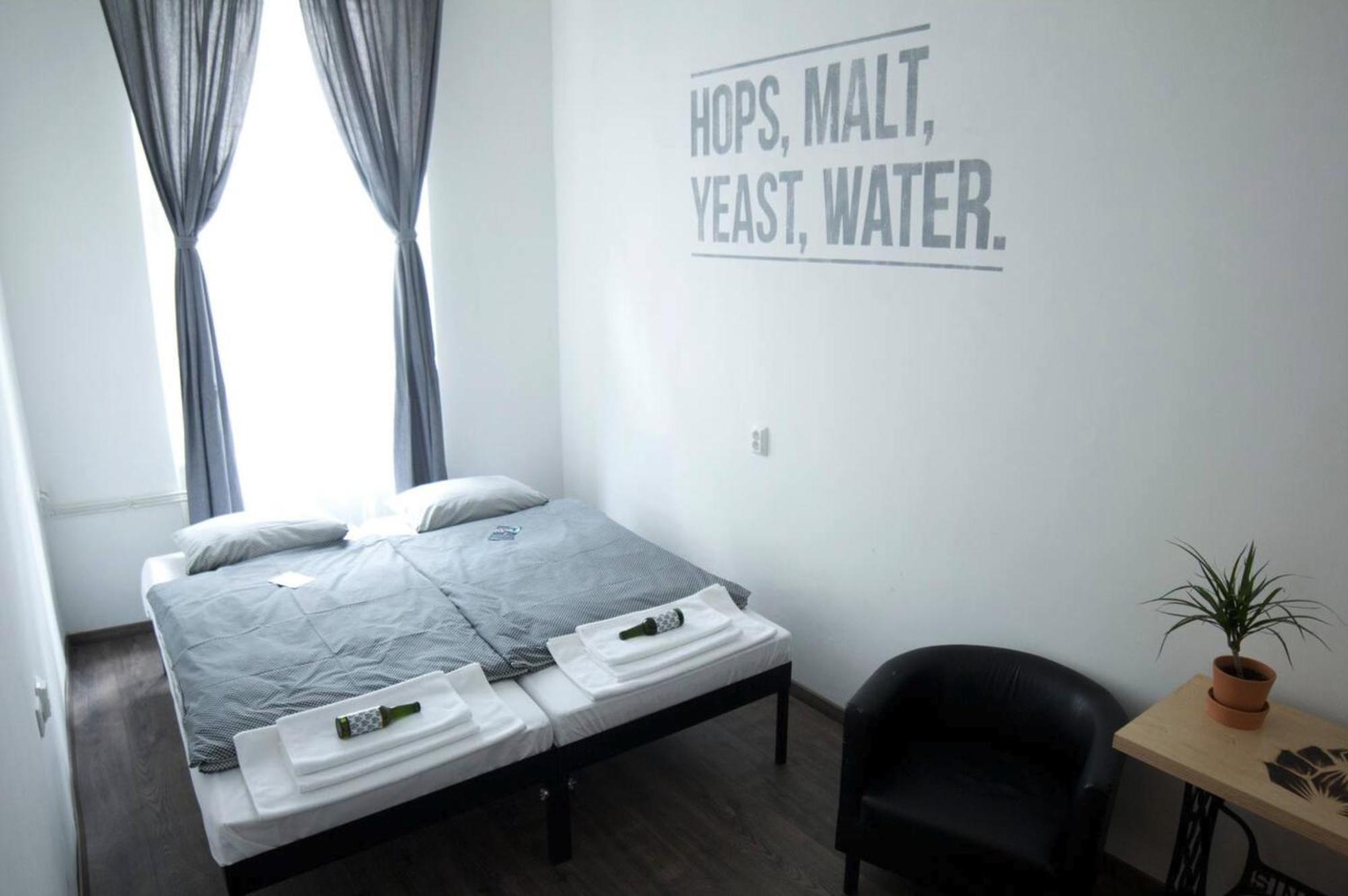 Appartamento Bed'N'Beer Budapest Esterno foto